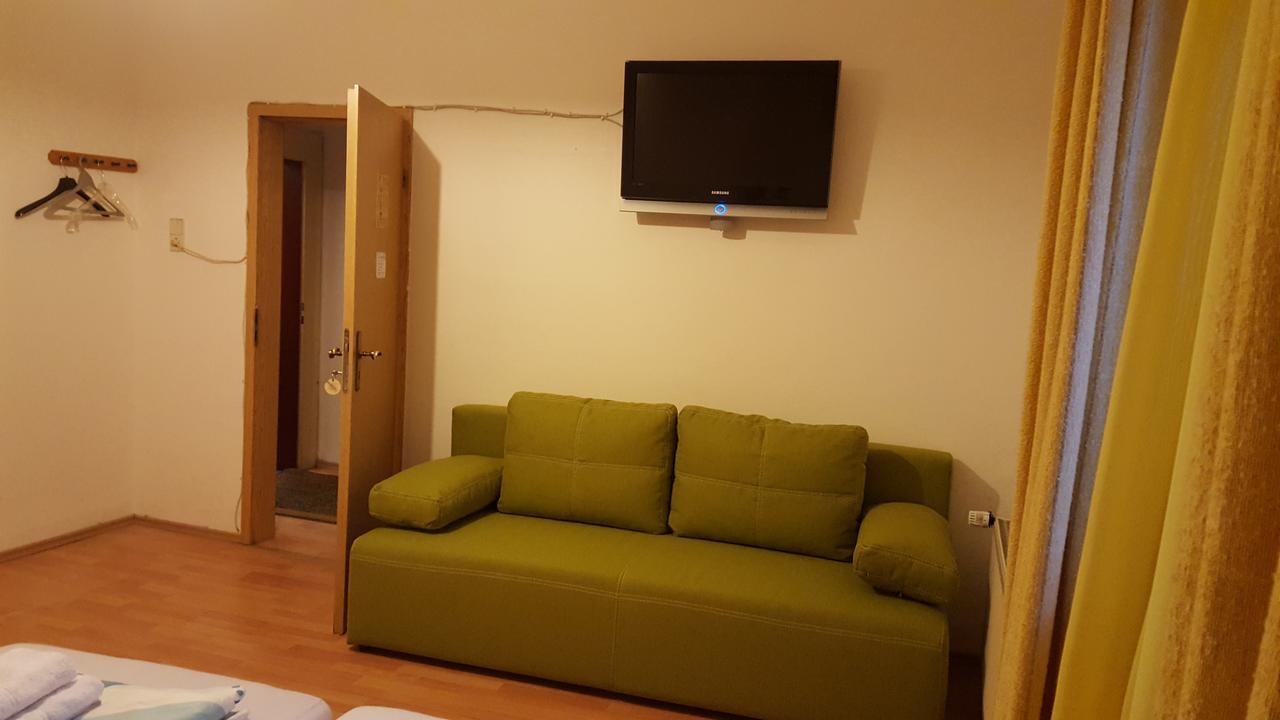 Kansakar Hotel Kaiserslautern Eksteriør bilde