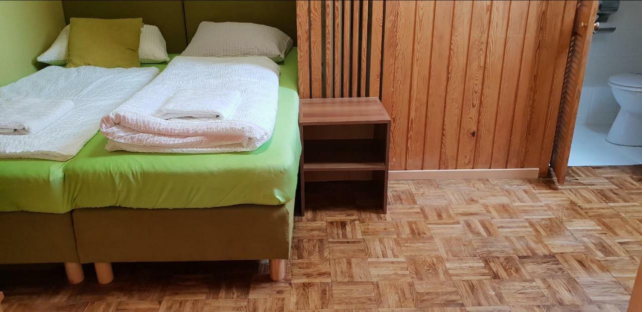 Kansakar Hotel Kaiserslautern Eksteriør bilde